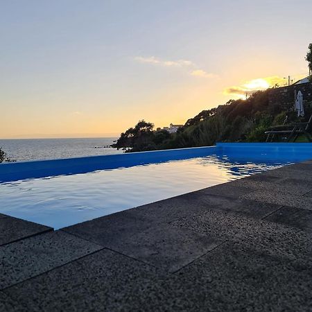 Casa Azul Guest House Lajes do Pico Luaran gambar